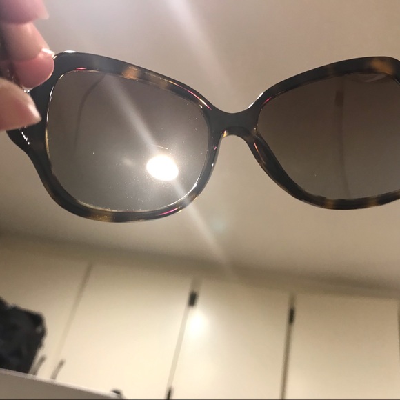 Tory Burch sunglasses - Picture 8 of 9